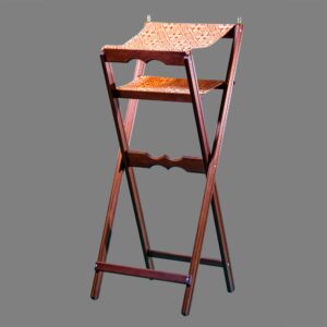 Аналой раскладной келейный с подсвечниками Аналой раскладной келейный с подсвечниками