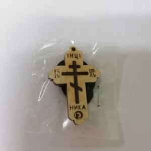 Крест нательный деревянный, на шнурке Крест нательный деревянный, на шнурке