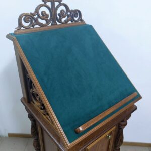 Аналой храмовый закрытый с тканью Аналой храмовый закрытый с тканью