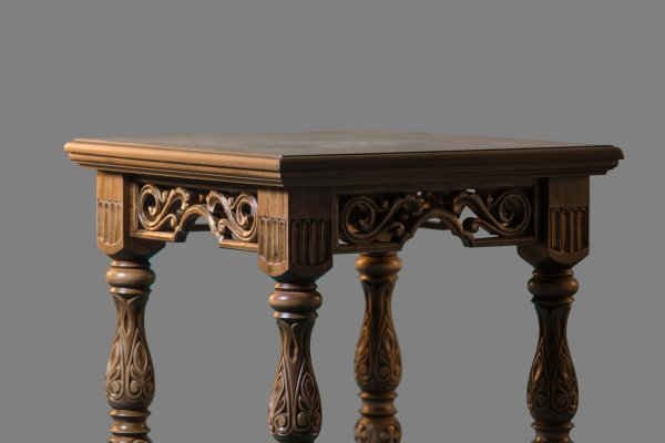 Столик литийный (резной) — изображение 3