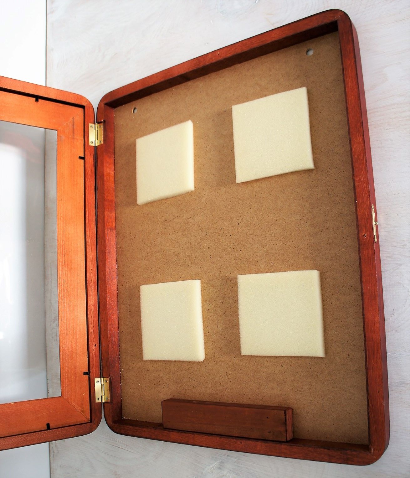 Киот под икону 29х40