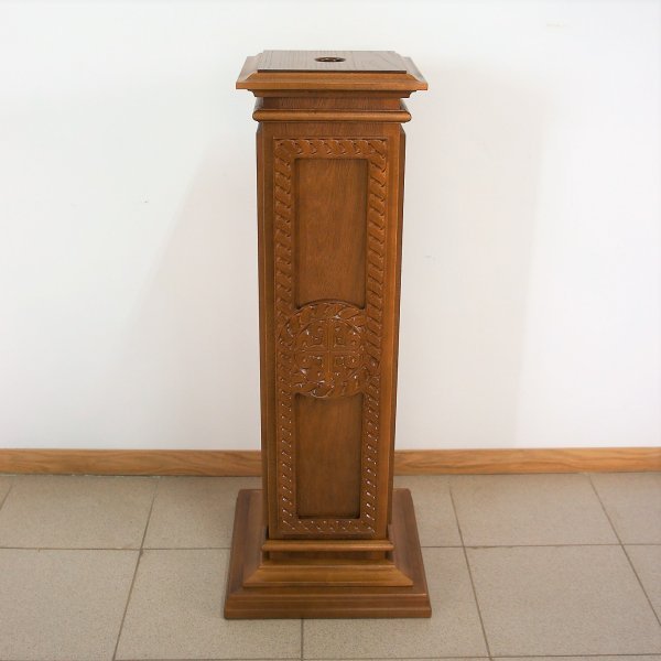 Подставка под хругвь, квадратная большая Подставка под хругвь, квадратная большая