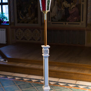 Подставка под хоругвь, квадратная малая (эмаль, патина, ручная резьба)