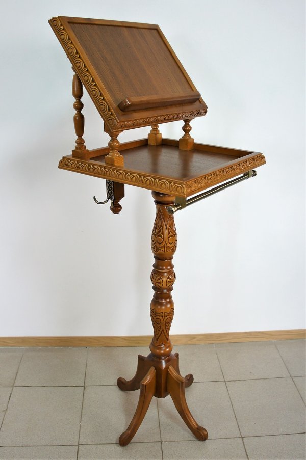 Аналой крестильный