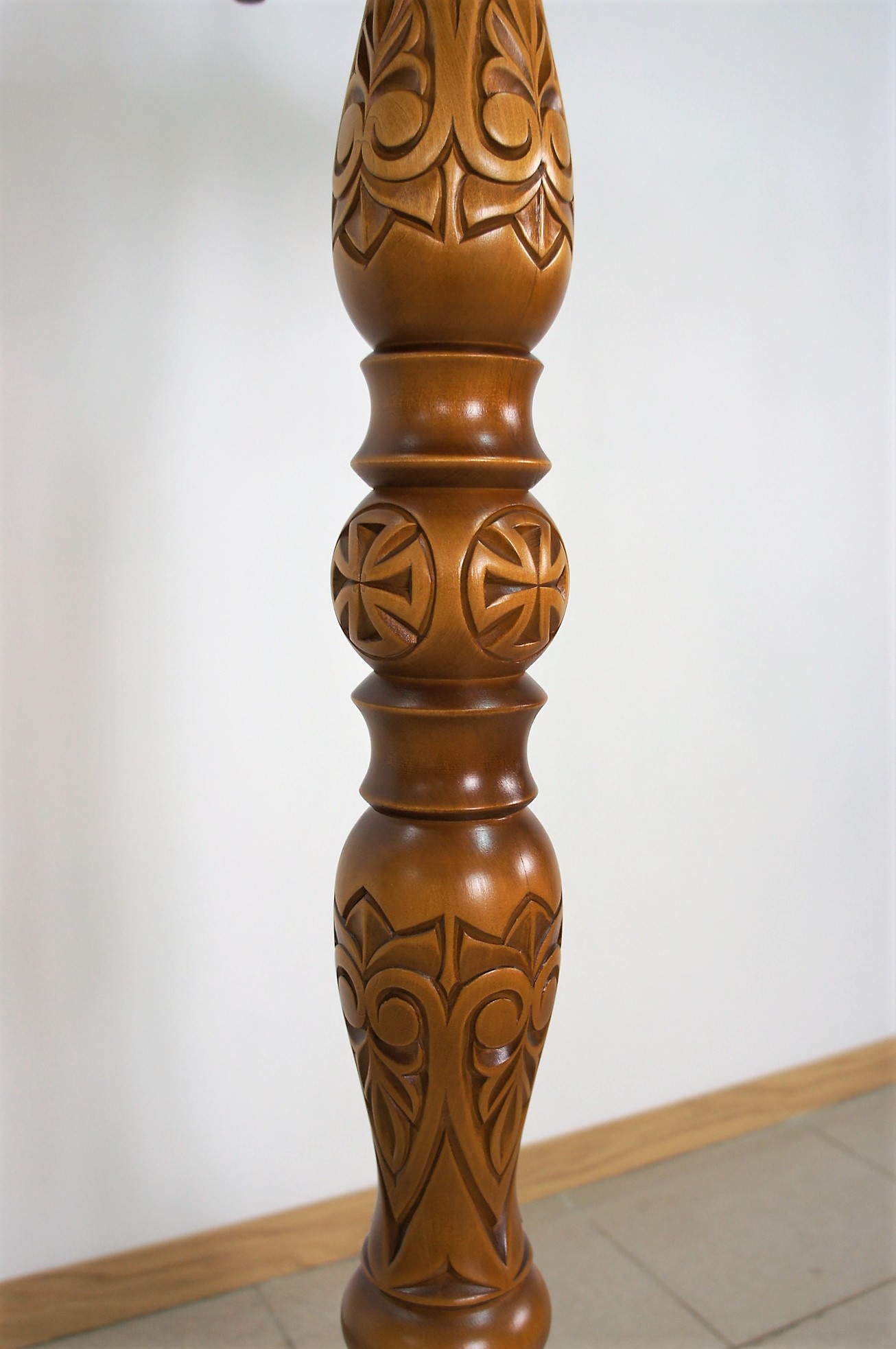 Аналой крестильный