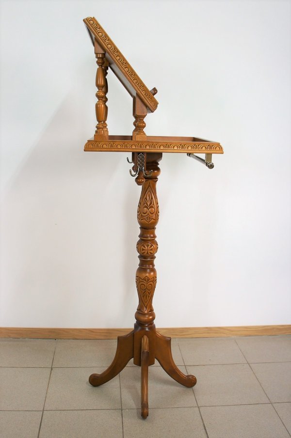 Аналой крестильный