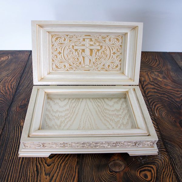 Мощевик дуб, резьба (белый, эмаль, патина)