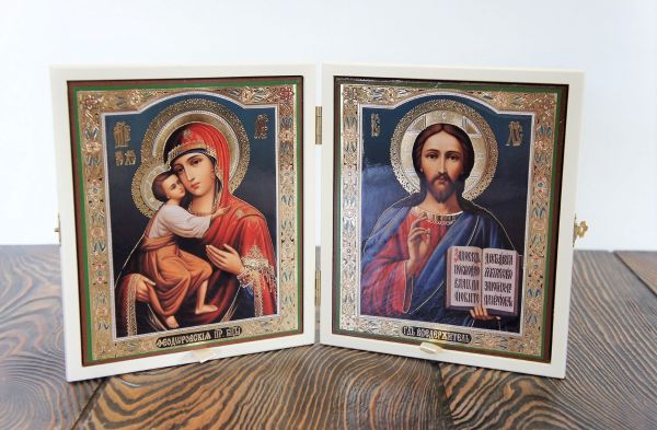 складень деревянный 17х21 с бархатом белый