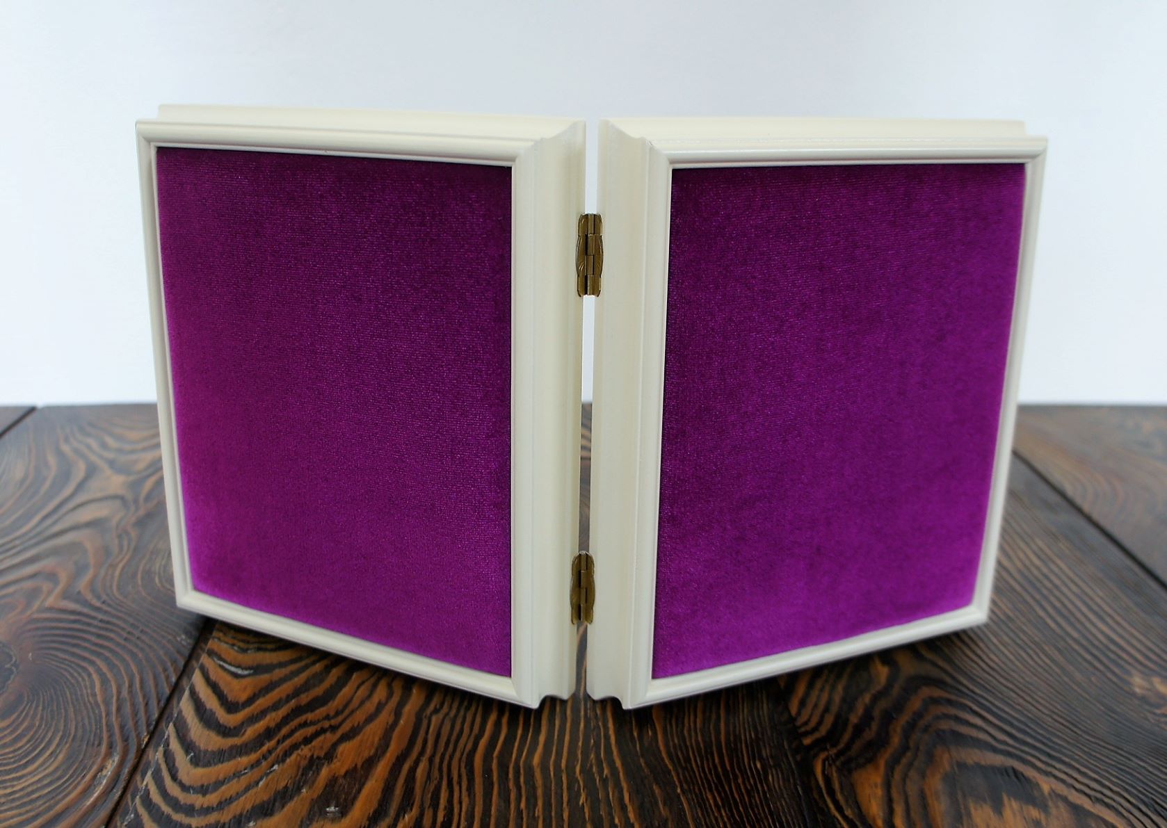 складень деревянный 17х21 с бархатом белый