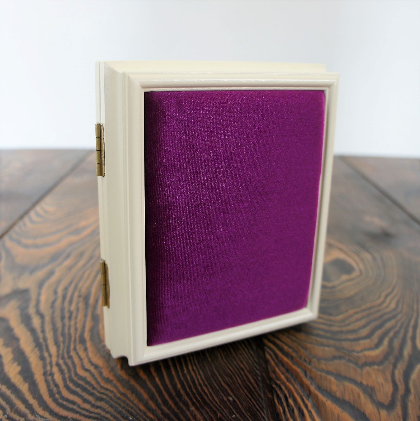 Складень деревянный 13х16 с бархатом (белый)