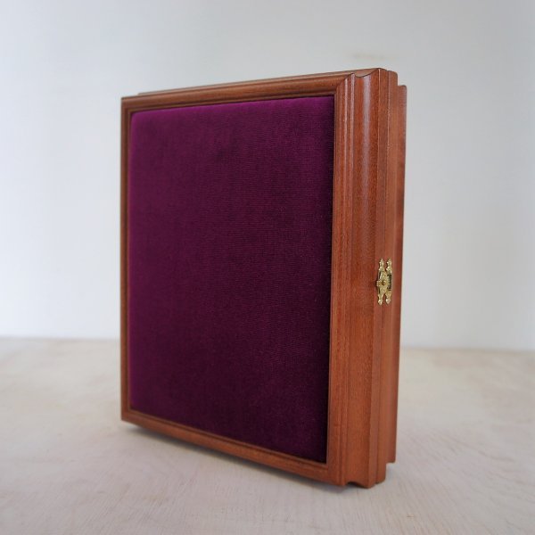 Складень деревянный 17х21 с бархатом складень деревянный 17х21 с бархатом