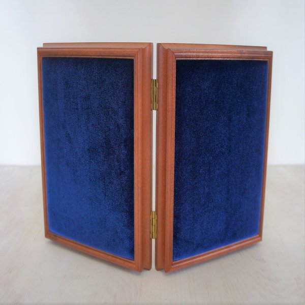 Складень деревянный 17х21 с бархатом складень деревянный 17х21 с бархатом