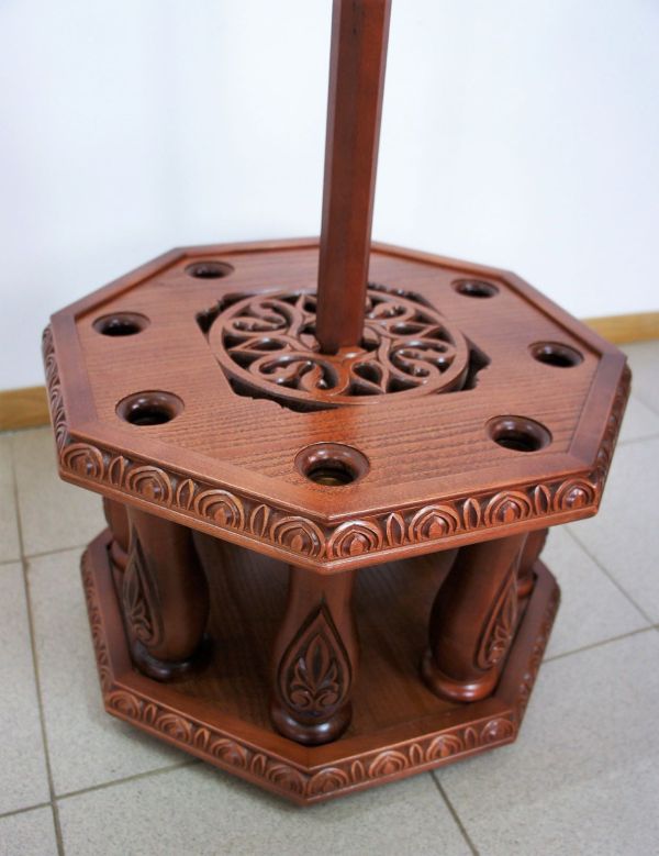 Подставка под жезлы и посохи с держателем для клобука — изображение 3