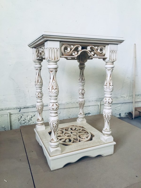 Столик литийный (резной, цвет слоновая кость, патина) — изображение 2