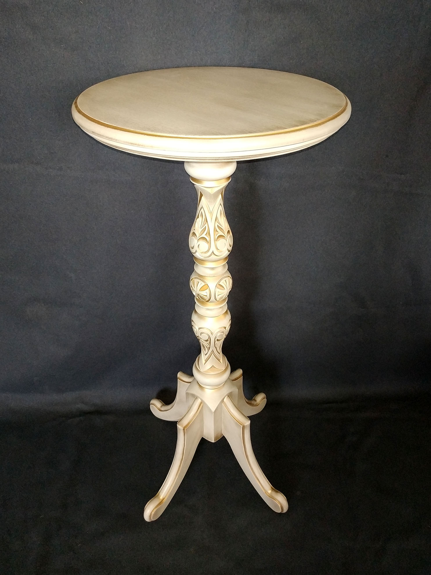 Подставка столик круглая (эмаль, патина)