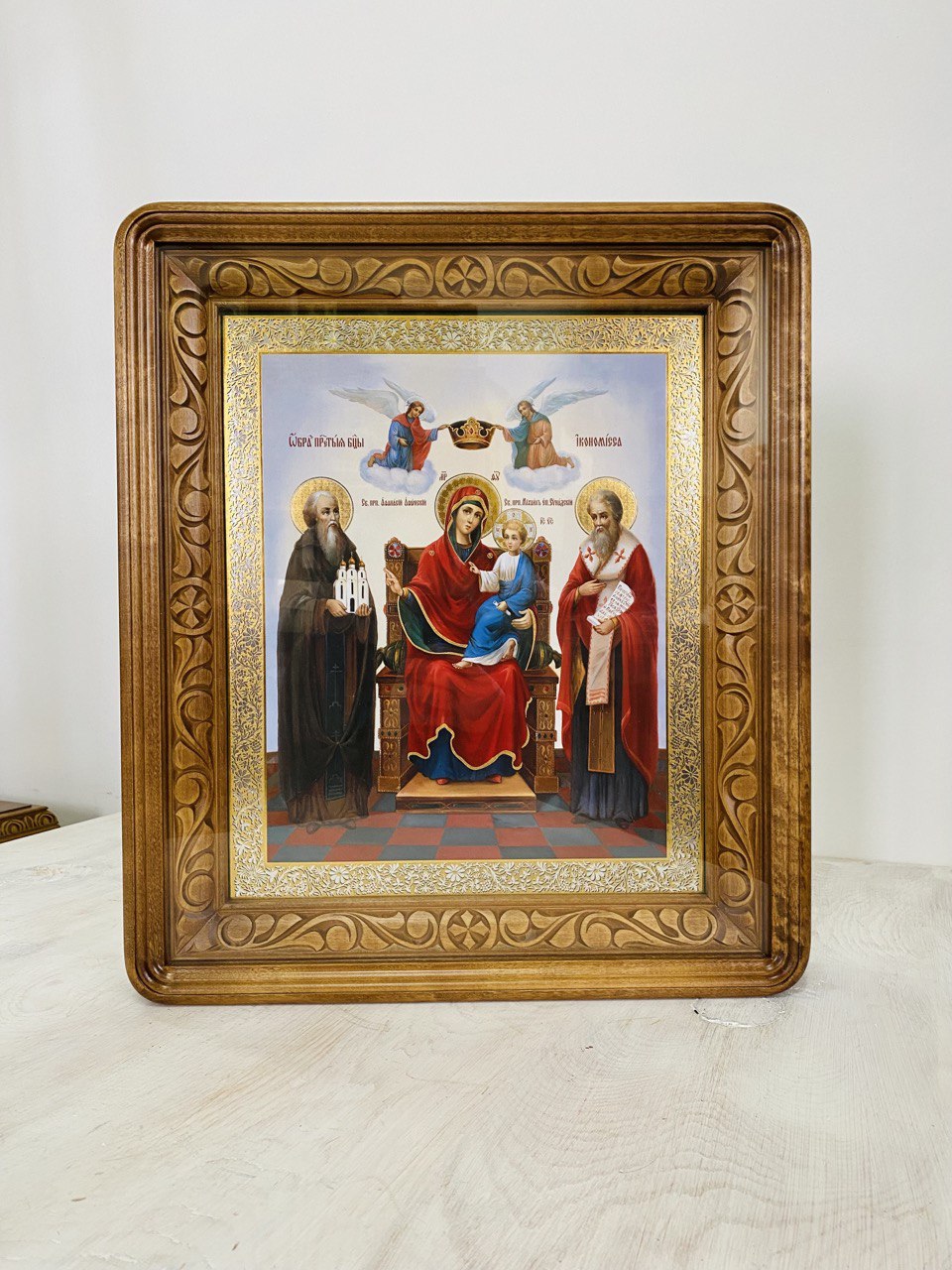 Киот под икону 33*40, с резьбой. Цвет "Красное дерево" — изображение 2