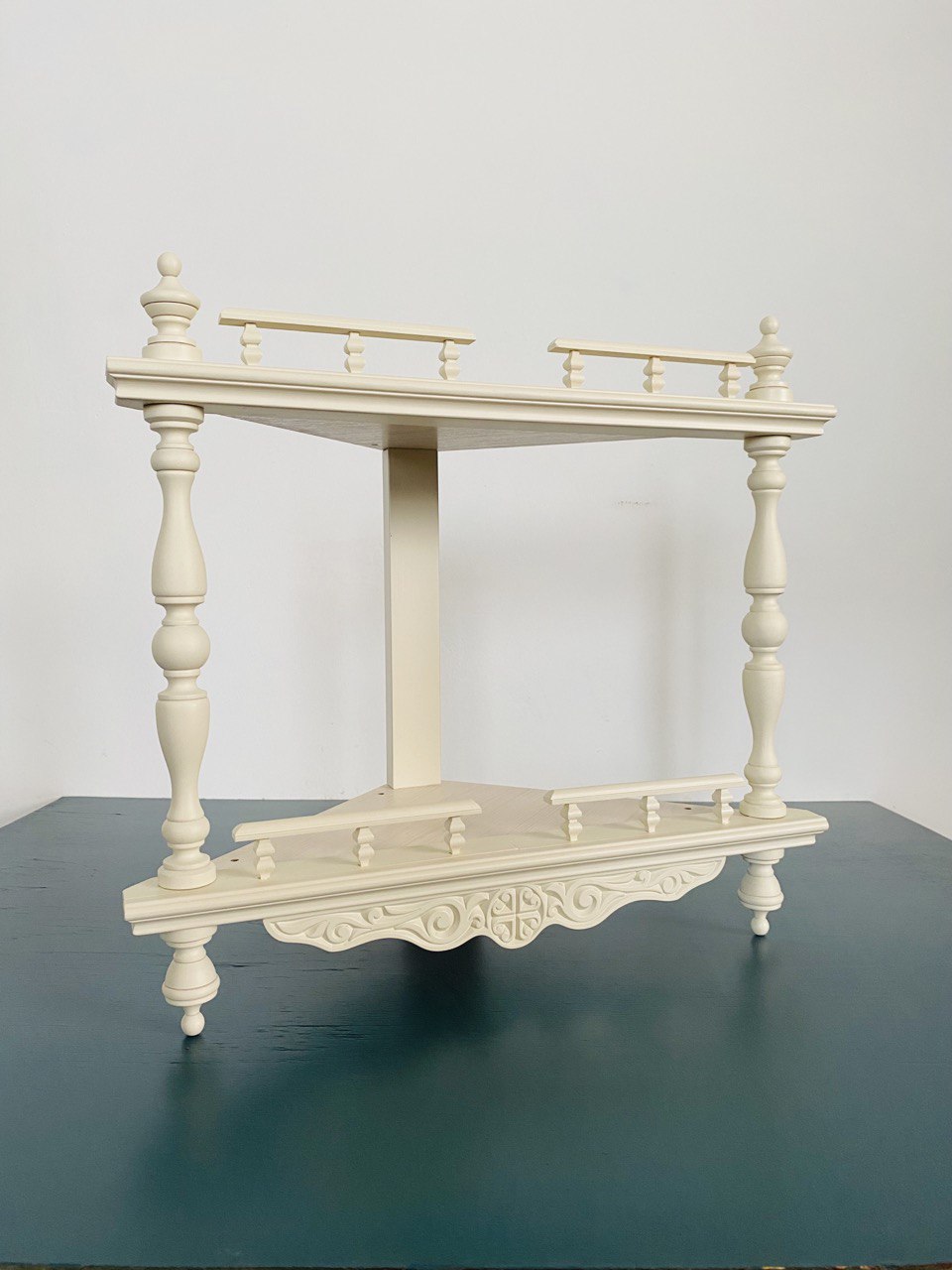 Полка угловая малая, двухъярусная (цвет - белый, эмаль) (О)