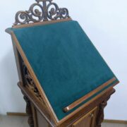 Аналой храмовый закрытый с тканью